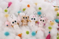 Nici 47833 Schlüsselanhänger Glubschis Guardian Angel Katze Glowy Malli 9cm -Bester Spielzeug Geschäft 47834 04 47831 47832 47832 Milieu 2048x1365