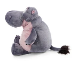 Nici 47980 Nilpferd DJ Nilbert 135cm Sitzend Plüsch Wild Friends GREEN -Bester Spielzeug Geschäft 47975 04 ZA Frei vorl 2048x1744 2