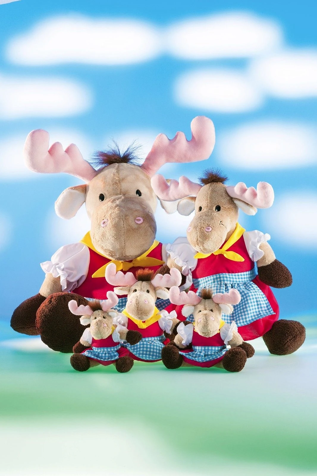 Schaffer 5331 Elch „Vroni“ In Dirndl / Tracht 22cm Kuscheltier Plüschtier 3 Schaffer 5331 Elch „Vroni“ In Dirndl / Tracht 22cm Kuscheltier Plüschtier